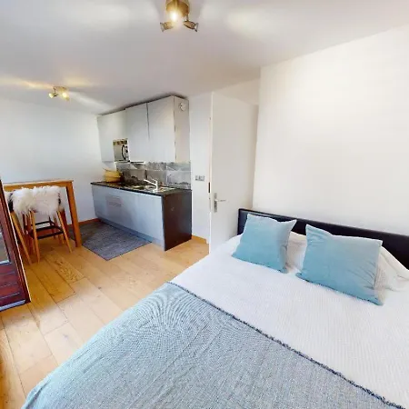 Le Petit Avec Vue Et Balcon Apartamento *